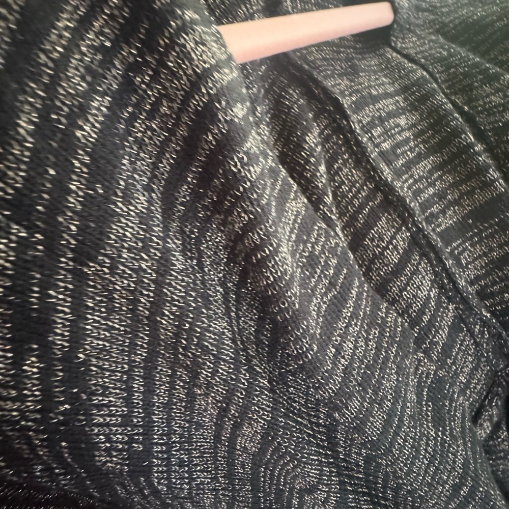 Elegant Black Women's Sweater - Picture 7 of 7